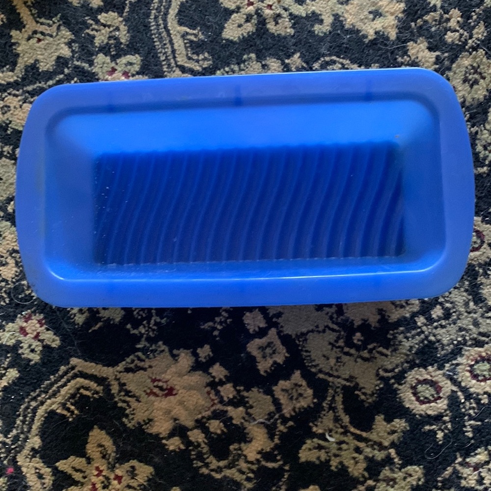 Used silicone bread molds